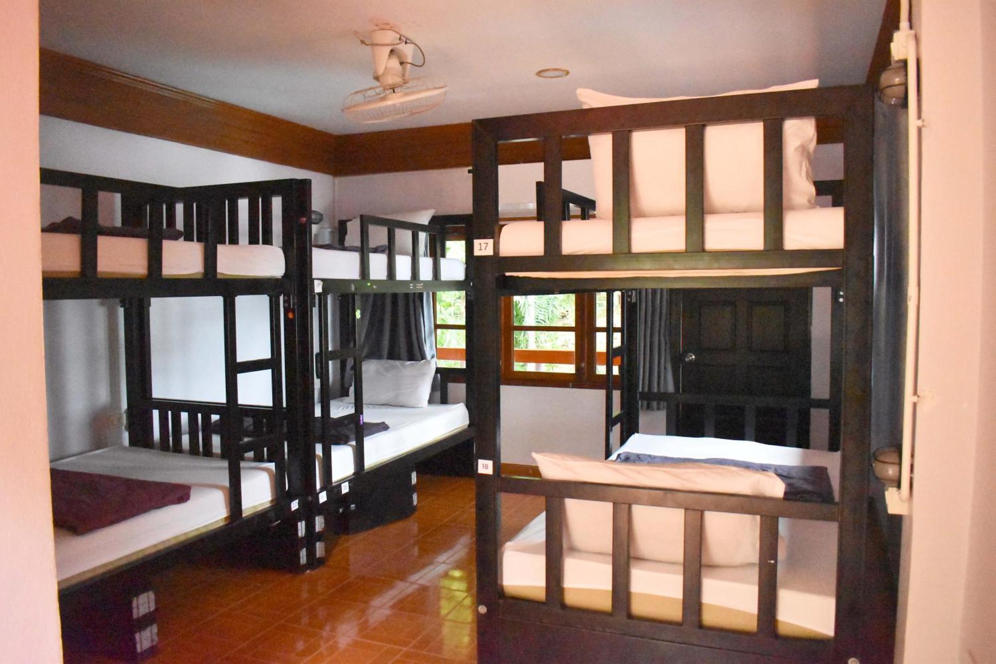 Blanco Hideout Railay - Youth Hostel 18 To 35 Only 外观 照片